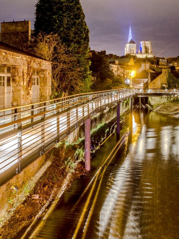 Passerelle de nuit bord du trieux